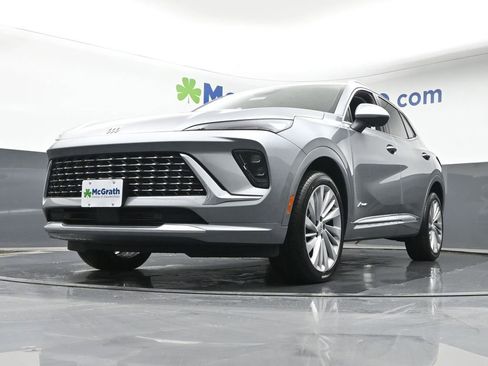 New 2026 Buick Envision Avenir image 6