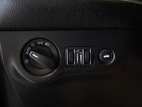 Used 2019 Dodge Challenger SRT Hellcat w/ Widebody Package image 12