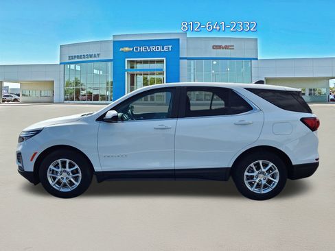 Used 2023 Chevrolet Equinox LT image 4