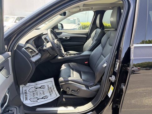 Certified 2023 Volvo XC90 B5 Core AWD/4WD image 17