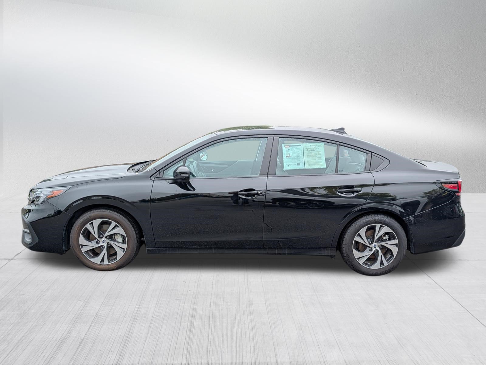 Used 2025 Subaru Legacy Premium AWD/4WD image 4
