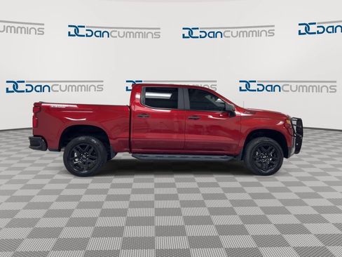 Used 2021 Chevrolet Silverado 1500 Custom Trail Boss w/ LPO, Dark Essentials Package AWD/4WD image 9