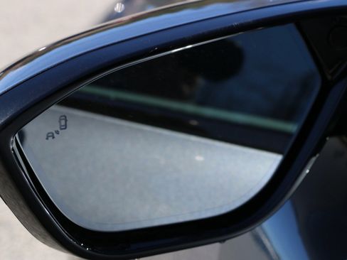 Used 2024 Lucid Air Pure image 15