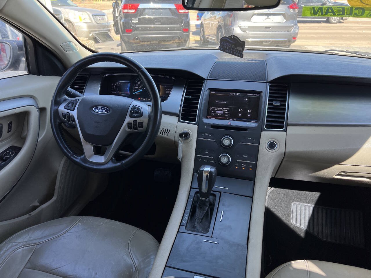 Used 2013 Ford Taurus SEL FWD image 14