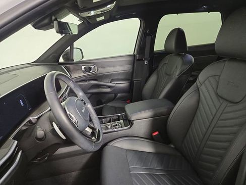 Certified 2025 Kia Sorento SX Prestige image 13