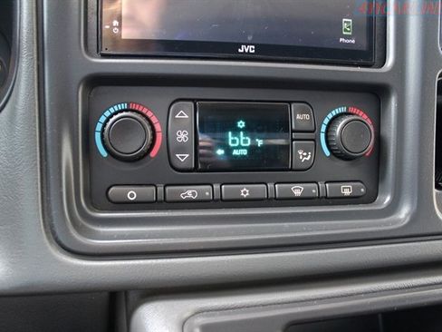 Used 2004 Chevrolet Avalanche Z71 image 14