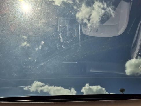 Certified 2022 Kia Sorento S w/ Panoramic Sunroof Package image 12