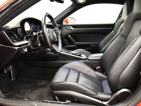 Used 2020 Porsche 911 Carrera S image 5