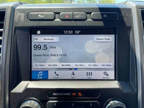 Used 2019 Ford F150 XLT w/ Equipment Group 302A Luxury AWD/4WD image 19