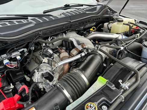 Used 2022 Ford F250 Lariat w/ Lariat Ultimate Package image 30