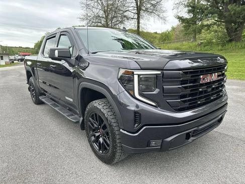 Used 2022 GMC Sierra 1500 Elevation w/ Elevation Premium Package AWD/4WD image 11