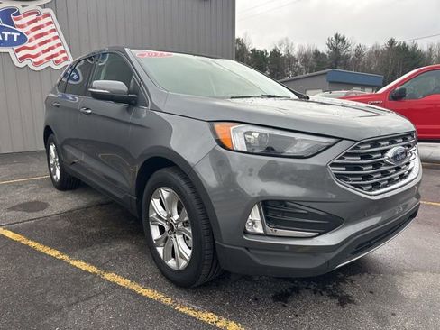 Used 2024 Ford Edge Titanium image 8