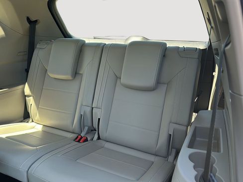 Used 2023 Volkswagen Atlas SE w/ Panoramic Sunroof Package AWD/4WD image 20