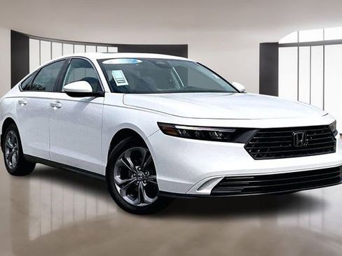 Certified 2024 Honda Accord EX image 3
