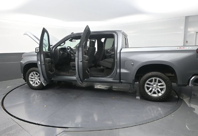 Used 2020 Chevrolet Silverado 1500 LT w/ All-Star Edition AWD/4WD image 43