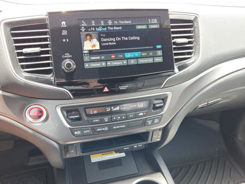 Used 2022 Honda Passport EX-L image 22