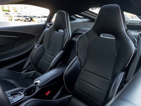 Used 2023 McLaren GT image 12