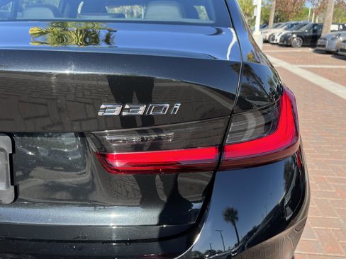 Used 2025 BMW 330i Sedan image 42
