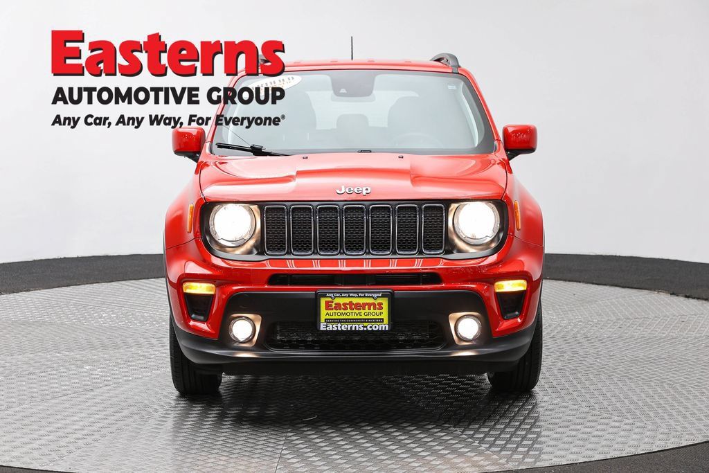 Used 2021 Jeep Renegade Latitude AWD/4WD image 4