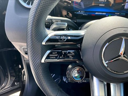 Used 2025 Mercedes-Benz GLA 35 AMG 4MATIC image 24