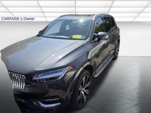 Used 2024 Volvo XC90 B6 Ultimate w/ Protection Package AWD/4WD image 2
