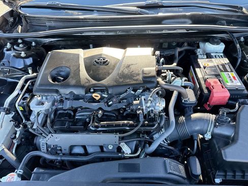 Used 2022 Toyota Camry SE image 30