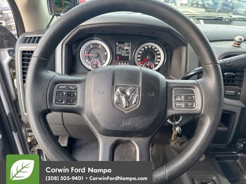 Used 2016 RAM 3500 Tradesman w/ Chrome Appearance Group AWD/4WD image 7