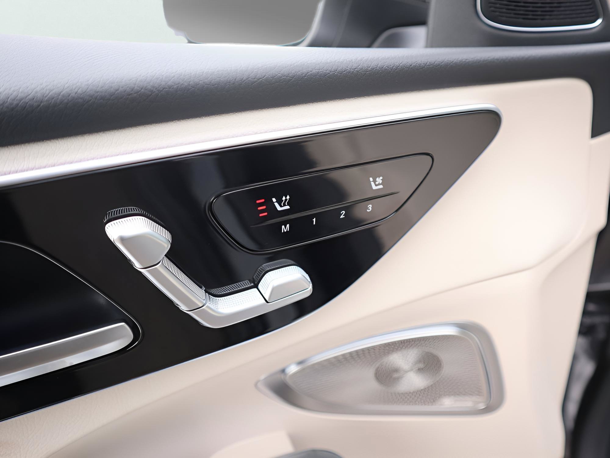 Certified 2026 Mercedes-Benz C 300 4MATIC Sedan image 24