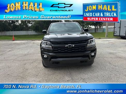 Used 2022 Chevrolet Colorado LT w/ Trail Boss Package AWD/4WD image 16