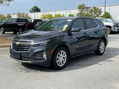 Used 2023 Chevrolet Equinox LT FWD image 3