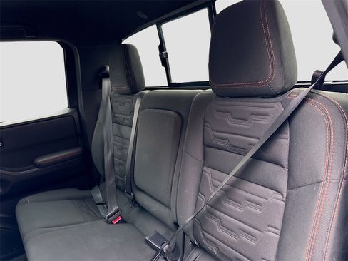Used 2024 Nissan Frontier PRO-4X w/ Technology Package image 23