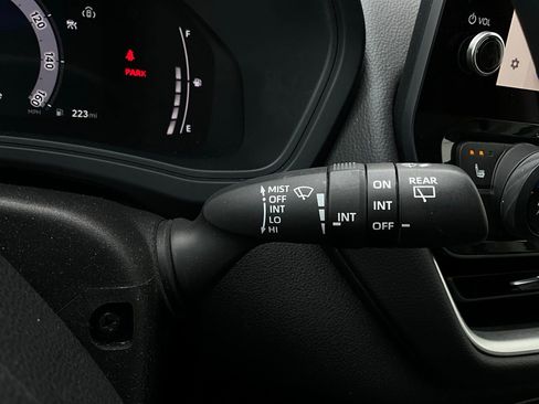 Used 2025 Toyota Grand Highlander XLE image 39