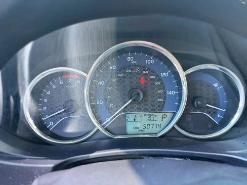 Used 2014 Toyota Corolla LE FWD image 18