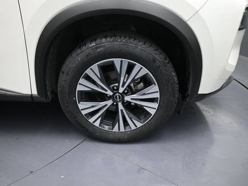 Used 2023 Nissan Rogue SV AWD/4WD image 18