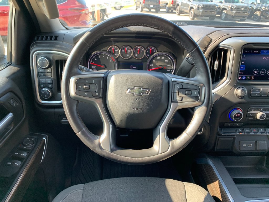 Used 2022 Chevrolet Silverado 1500 RST AWD/4WD image 17