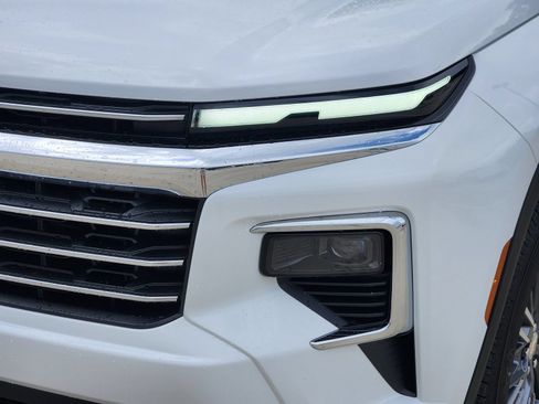 New 2026 Chevrolet Traverse LT FWD image 9
