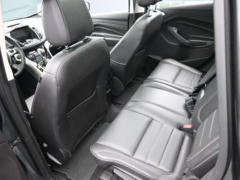 Used 2016 Ford C-MAX SEL w/ Equipment Group 303A FWD image 17
