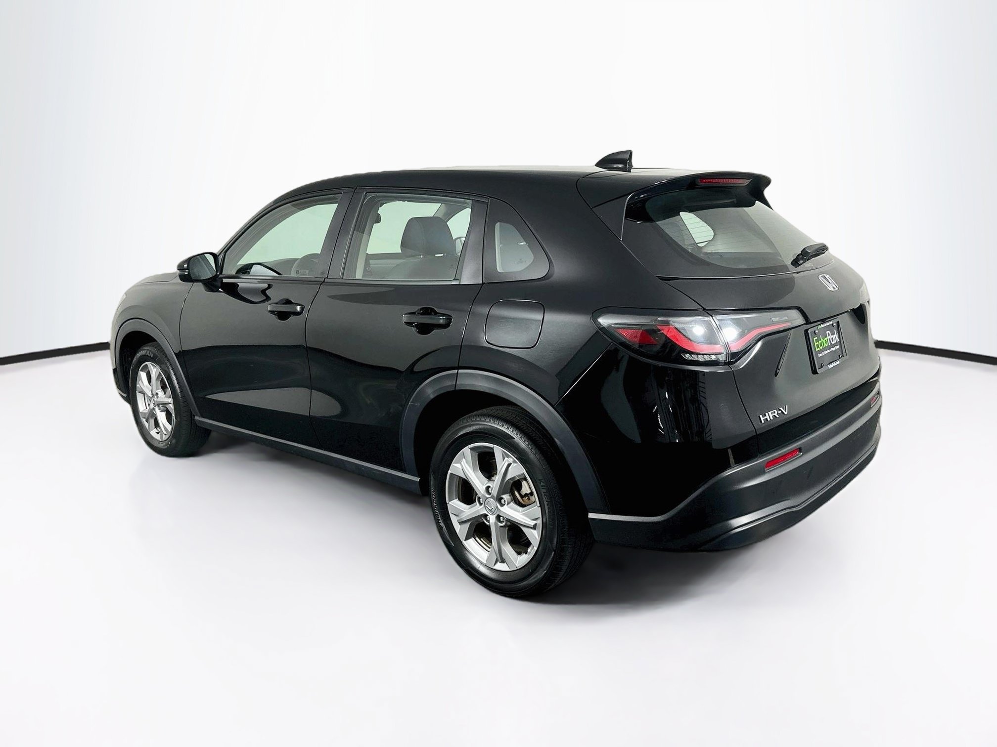 Used 2025 Honda HR-V LX image 5