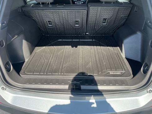 Certified 2023 Chevrolet Equinox LT FWD image 25