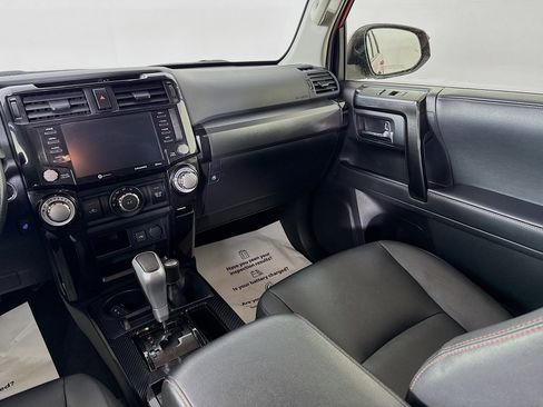 Certified 2024 Toyota 4Runner TRD Off-Road Premium AWD/4WD image 23