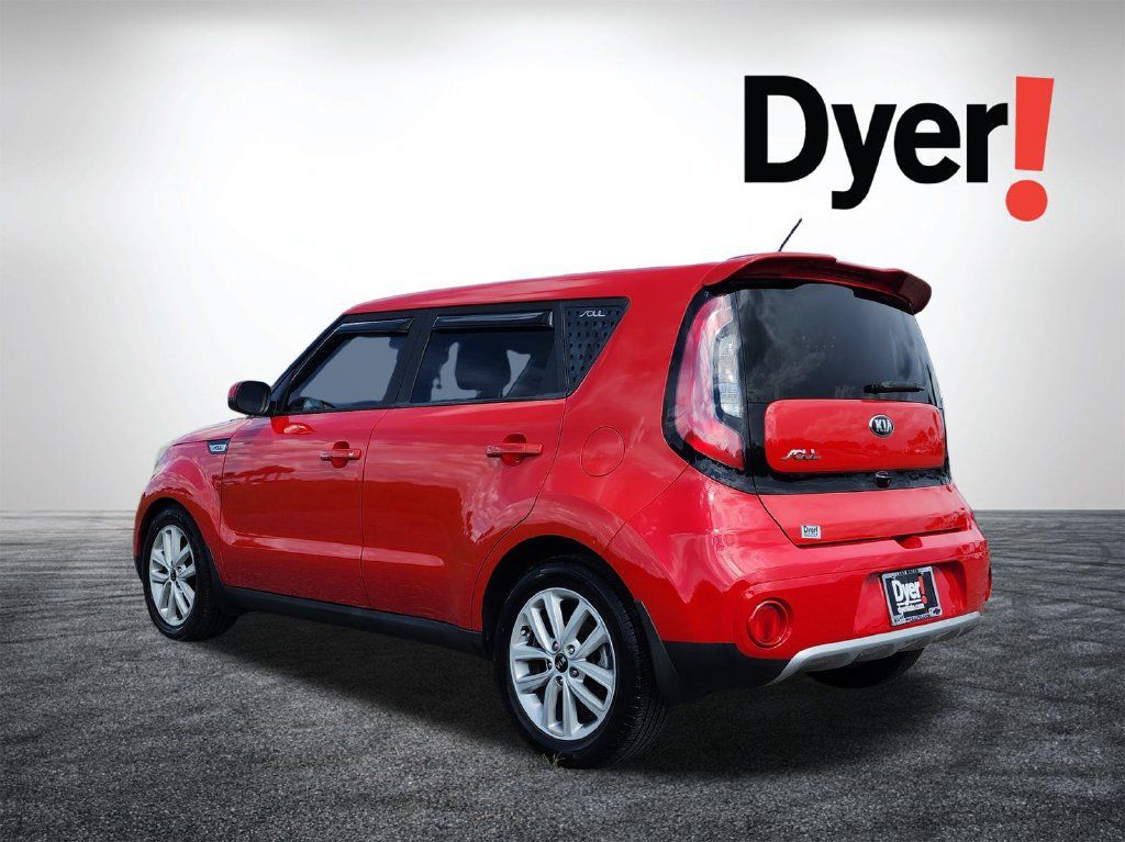 Used 2017 Kia Soul + FWD image 6