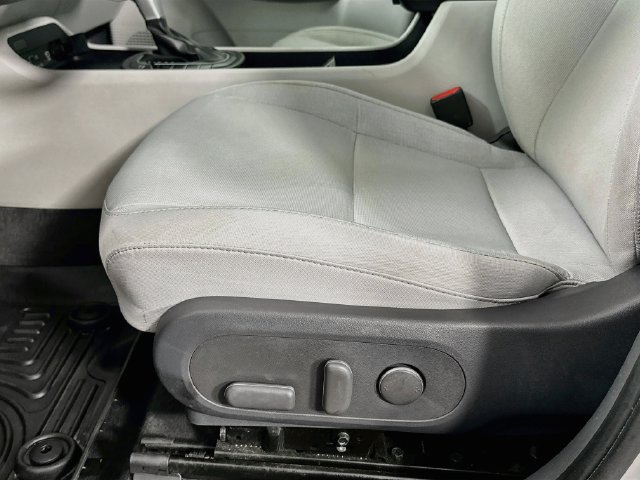 Used 2024 Hyundai Kona SEL AWD/4WD image 20