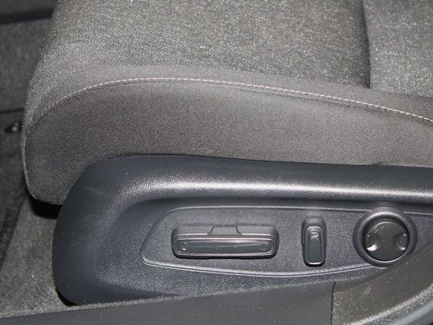 Used 2025 Honda Accord SE image 11