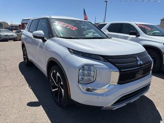 Used 2024 Mitsubishi Outlander SE FWD video 1
