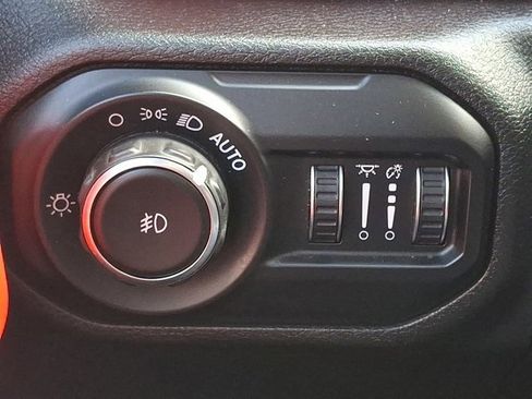 Certified 2021 Jeep Wrangler Unlimited Rubicon w/ Cold Weather Group image 29