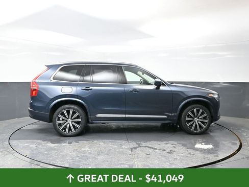 Used 2024 Volvo XC90 B6 Plus image 2