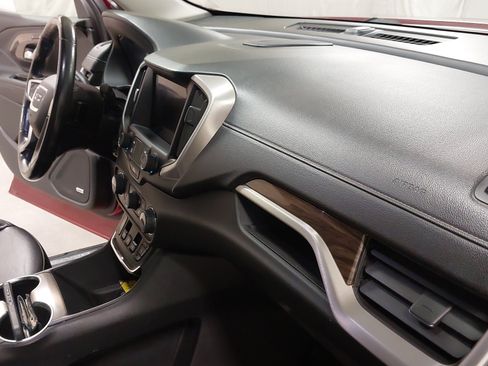 Used 2019 GMC Terrain Denali AWD/4WD image 29