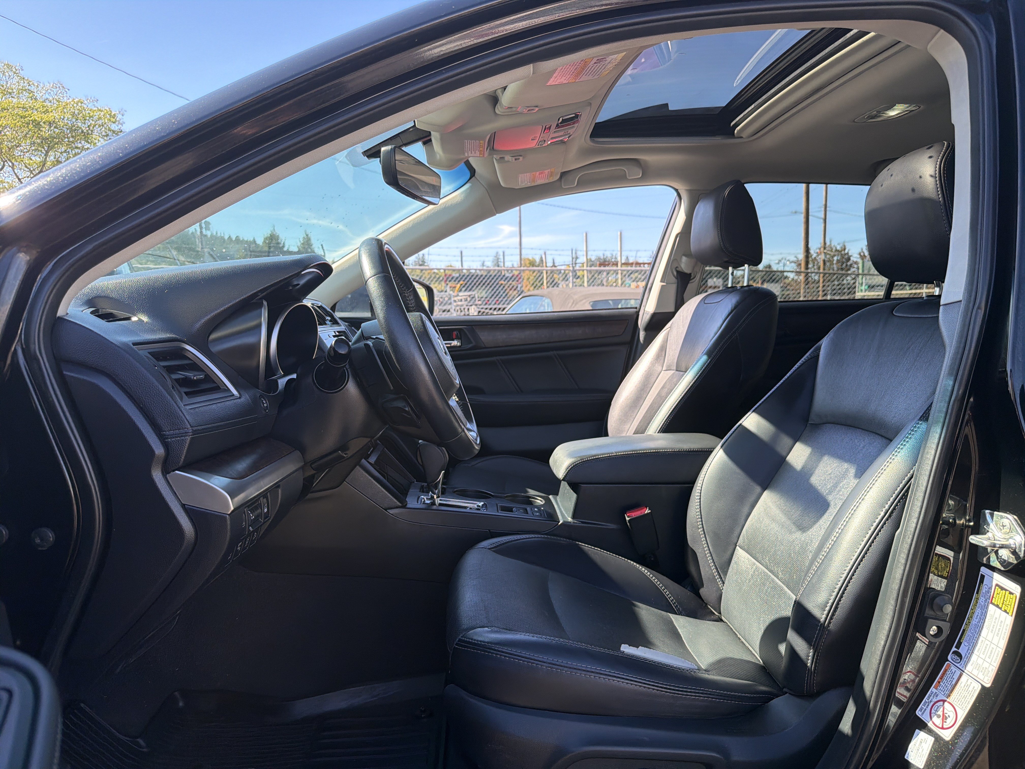 Used 2018 Subaru Outback 2.5i Limited AWD/4WD image 7