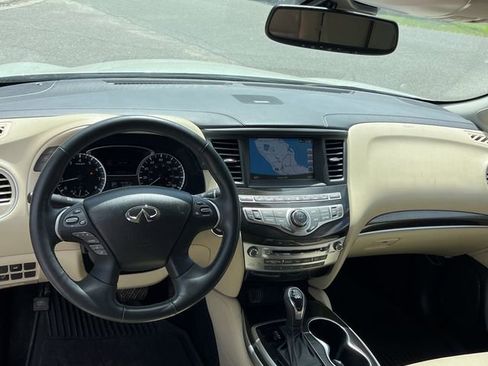 Used 2020 INFINITI QX60 Luxe w/ Essential Package image 16