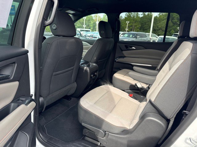 Used 2026 Chevrolet Traverse LT w/ Driver Confidence Package FWD image 16
